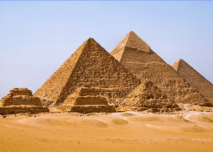 Private Day Tour to Giza Pyramids Saqqara and Dahshur from Sokhna Port