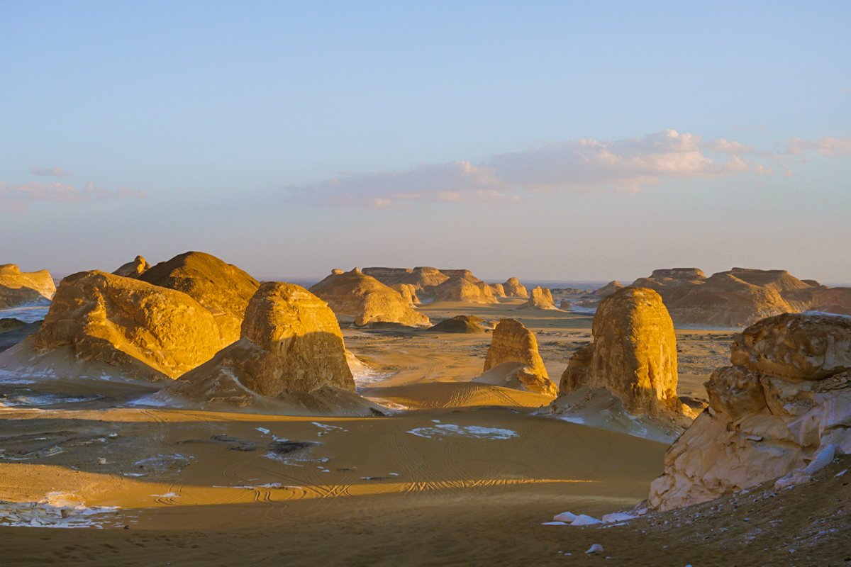 Safari Tour in Cairo, Bahariya Oasis and White Desert