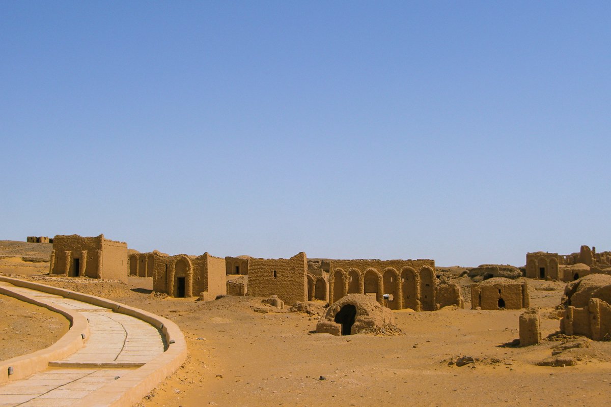 7 Days Safari Tour to Cairo & Bahariya Oasis